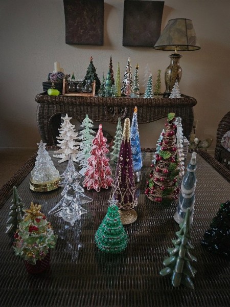 xmas trees.jpg