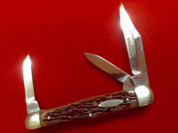 2a. Kutmaster Pocket Knife.