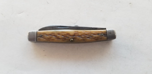 eBay Knife.<br />This is NOT my pocket knife. These are NOT my pictures.
