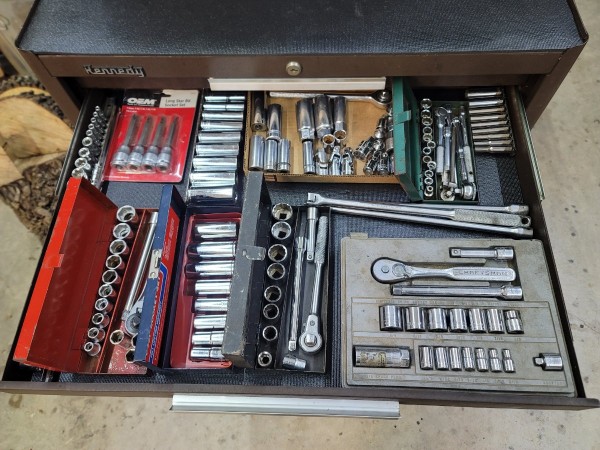 1/4" and 3/8" ratchets and sockets