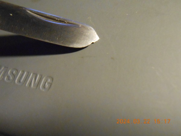 Blades appear to all have factory edges but the spay blade has evidence that some dip-stick tried to use it for a screwdriver. Tiny chip on each side of the point, grrrrr!