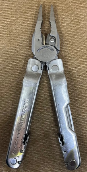 Leatherman Supertool 300
