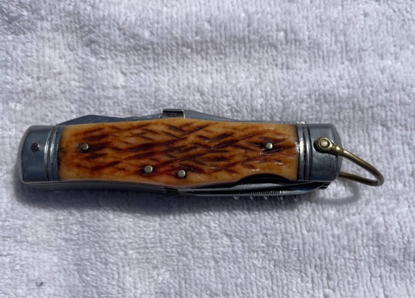 pocket knife 1.jpg