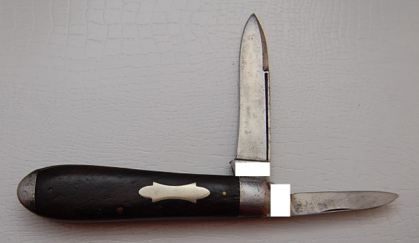 mystery knife 1.jpeg