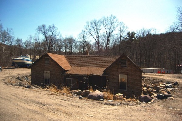 home-sinking-into-ground.jpg