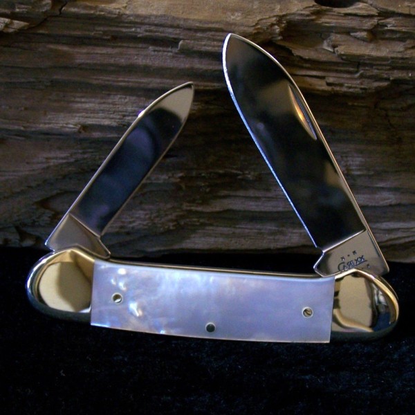 Mother Of Pearl CASE Canoe 2002.JPG