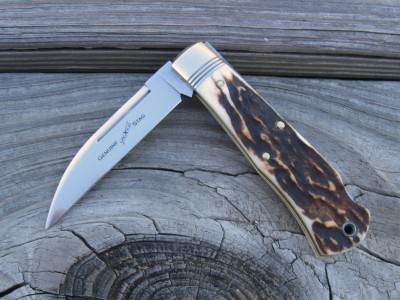 Genuine Stag Wharncliffe Lockback.JPG