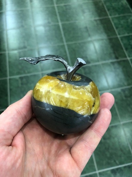 Apples.jpg