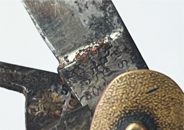 knife03.jpg