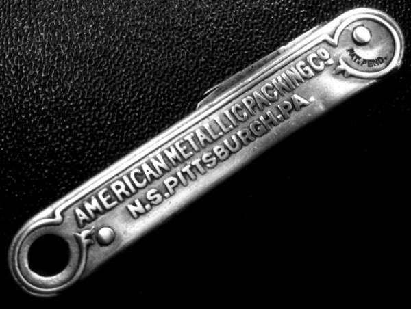 Whitehead And Hoag.<br />Cᴏ̲ Is In The Advertising.