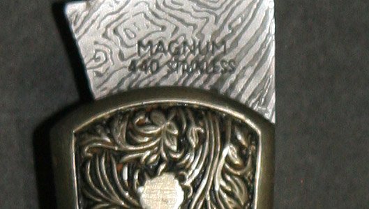 IMG_3401c--Damascus folder--stamp on blade--529 x 300 px.jpg