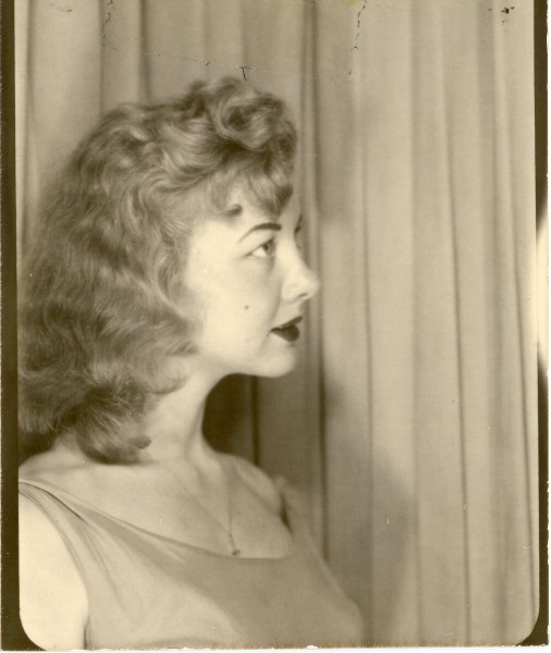 Ann July 1955 1200 dpi.jpg