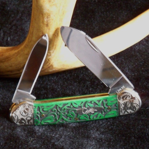 Bermuda Green Ivy Canoe.jpg