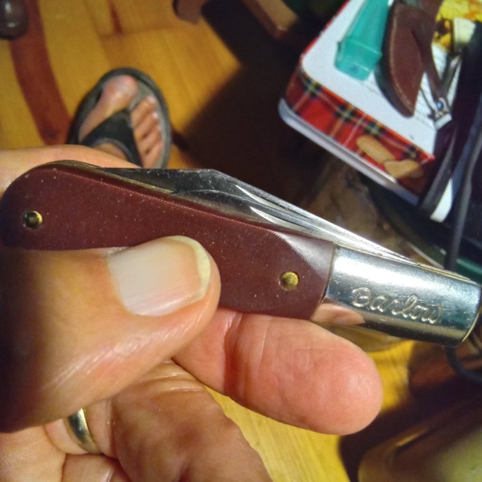 Lowered the pen just a hair and the Clip is easy to open.