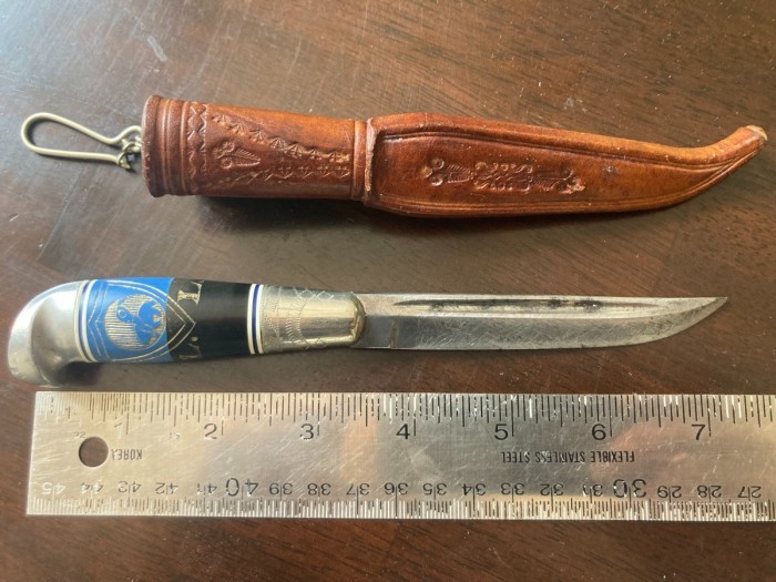 knives4.jpg