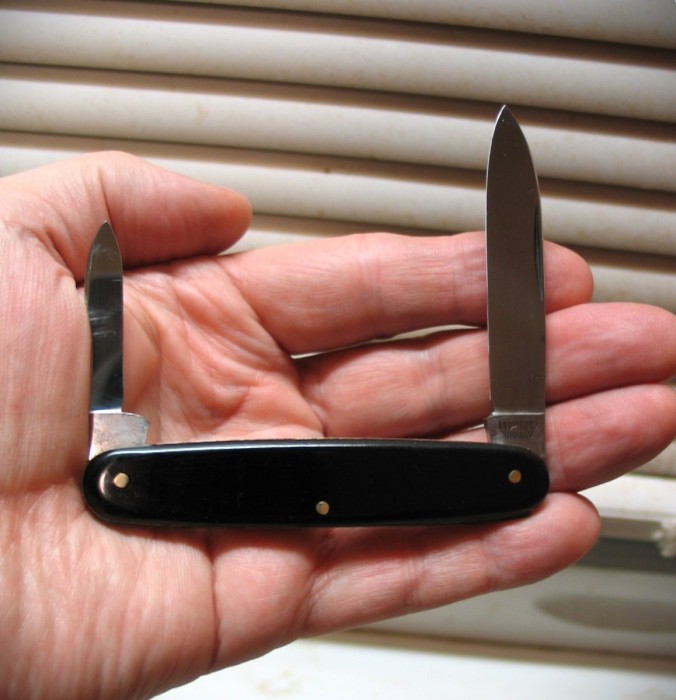 E. Bruckmann Knife.JPG