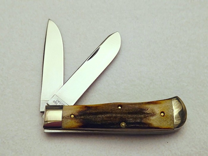 2007 TV Stag Trapper 2.jpg