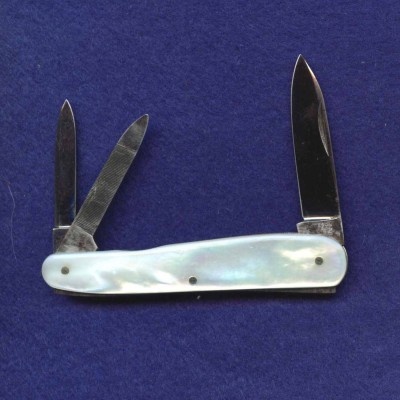 3" serpentine sleeveboard lobster.<br />Pattern number 733463.