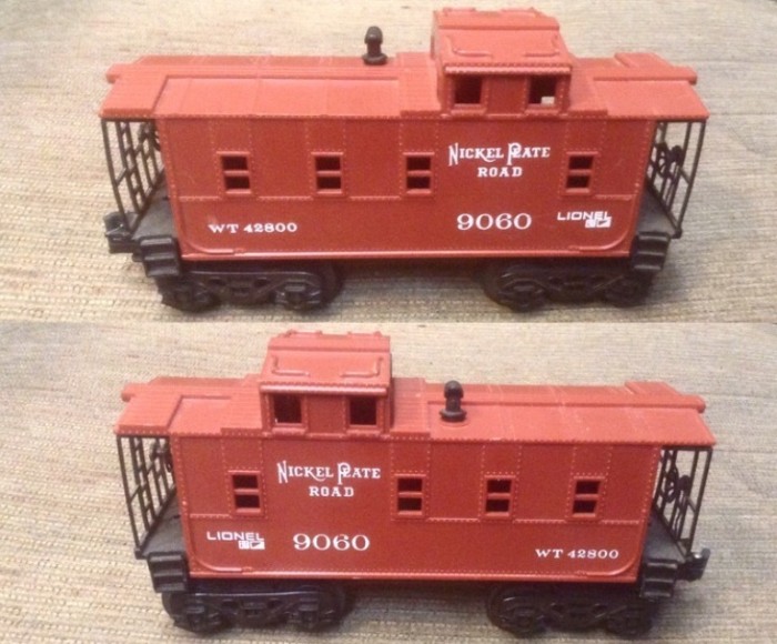 THE LIONEL CABOOSE - BOTH SIDES.