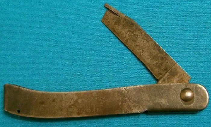 Before Repair. MY item, NOT my picture(s).