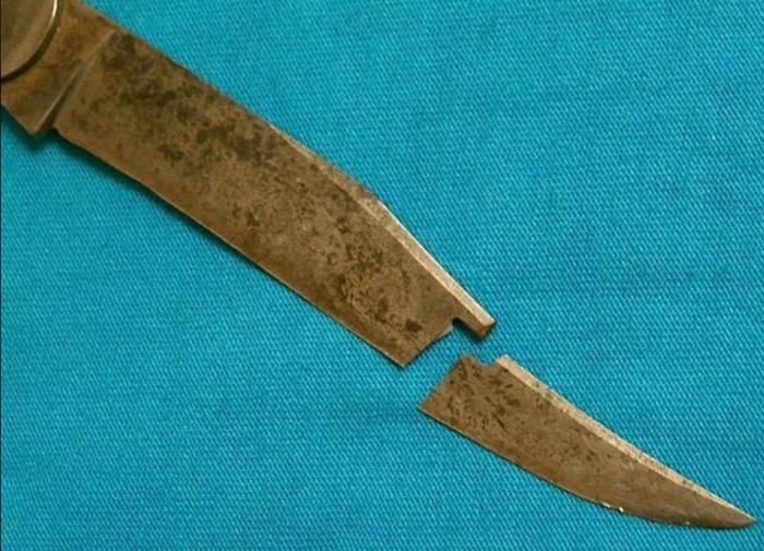 Before Repair. MY item, NOT my picture(s).