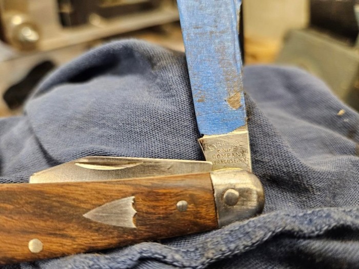 Mystery knife 4.jpg