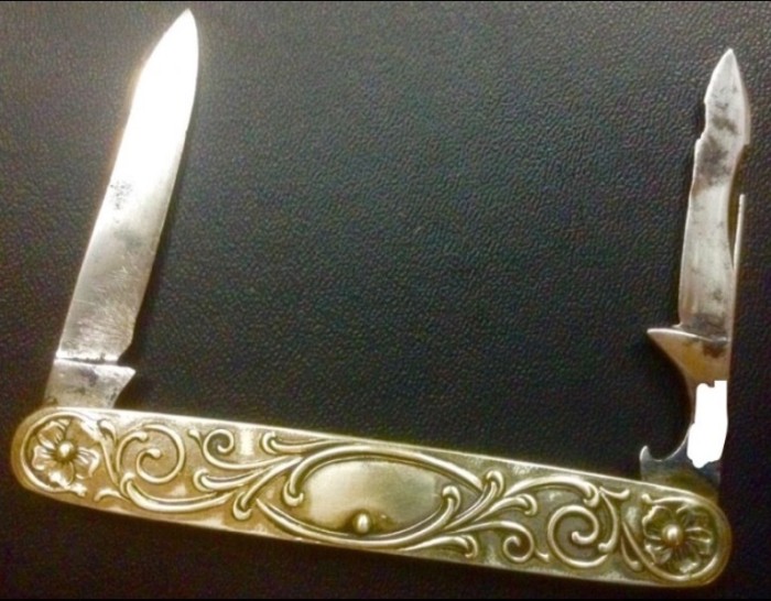 Here Is The "Mystery Knife" For This New Page.