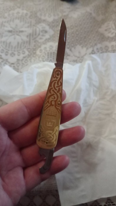Knife