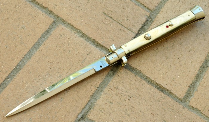 13 inch Coricama open.jpeg