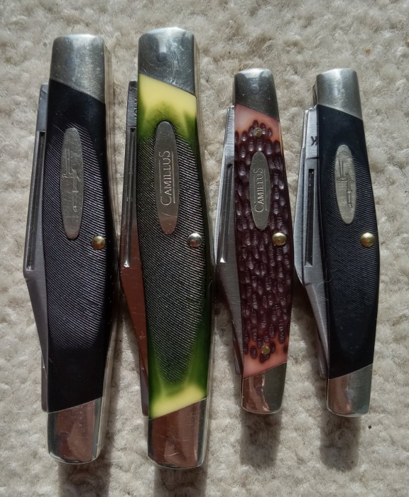 Camillus-Buck Compare.jpg