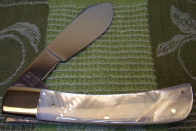 Bulldog Pearl King Cotton Back.JPG