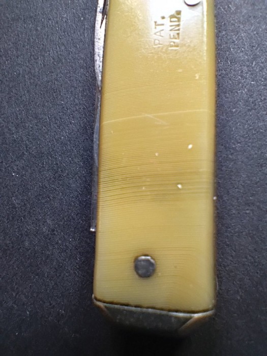 camillus knife back closeup