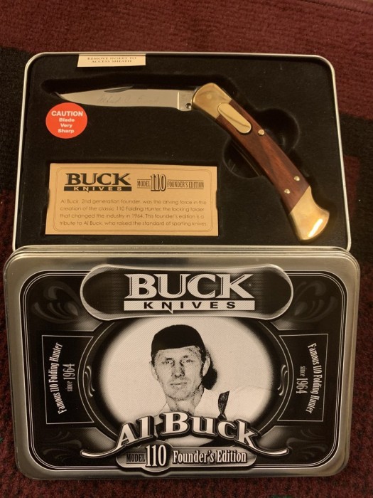 Buck 110.jpg