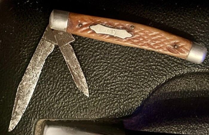 Sabre Case knife.jpg