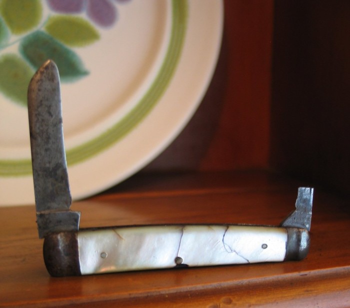Valley Forge Cutlery pile side.JPG