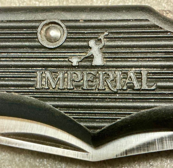 Embossing On The Main Handle Side.