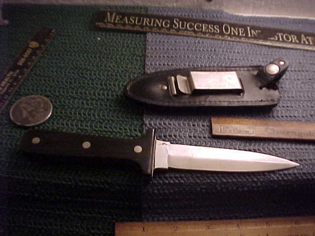 queen boot knife.jpg