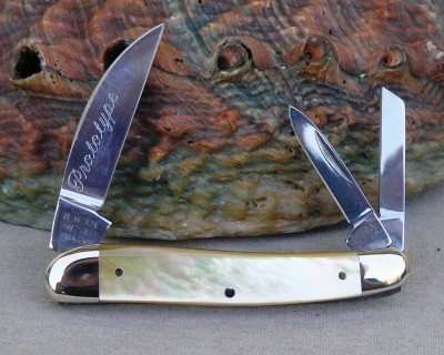 Gold Lip Pearl Seductress PROTOTYPE 002.jpg