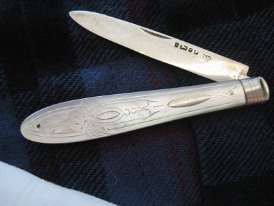 Hallmarked Mother of Pearl Fruit Knife.jpg