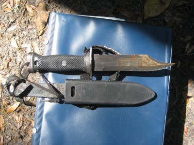 navy dive knife resize.jpg