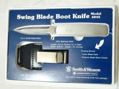 Smith &amp; Wesson Folding Bootknife