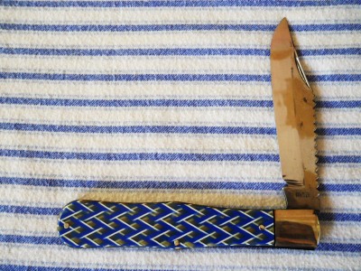 Colonial coke bottle fish knife.JPG