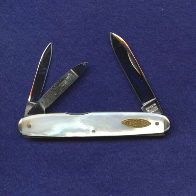 733505B.jpg