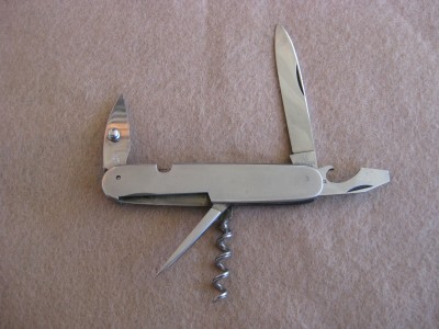 Henckels utility.JPG
