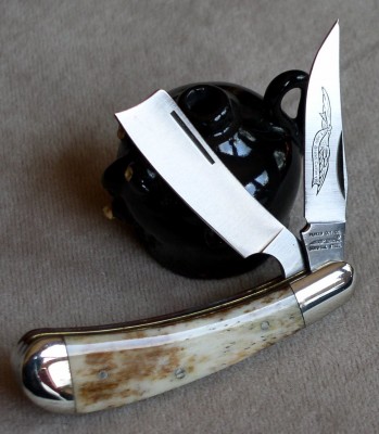 A Parker Razor in Molasses Bone