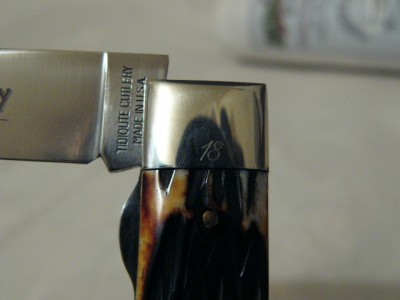 Tidioute liner lock
