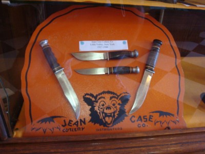 jean case.JPG