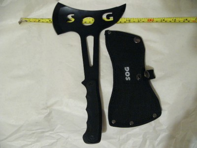 SOG hatchet