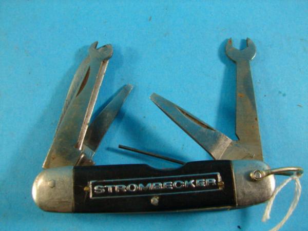 strombecker slot car knife.jpg