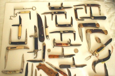 8-28-11 large pocket knives 006.jpg